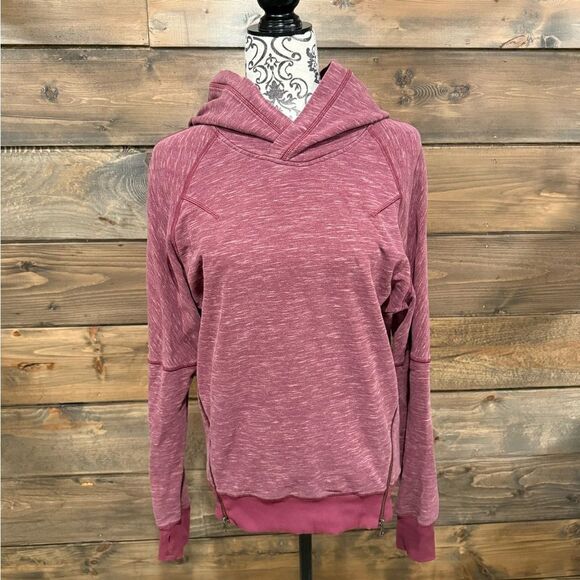 Heathered Pink Relaxed Hoodie with Long Sleeves and Ribbed Details​ - Picture 5 of 7